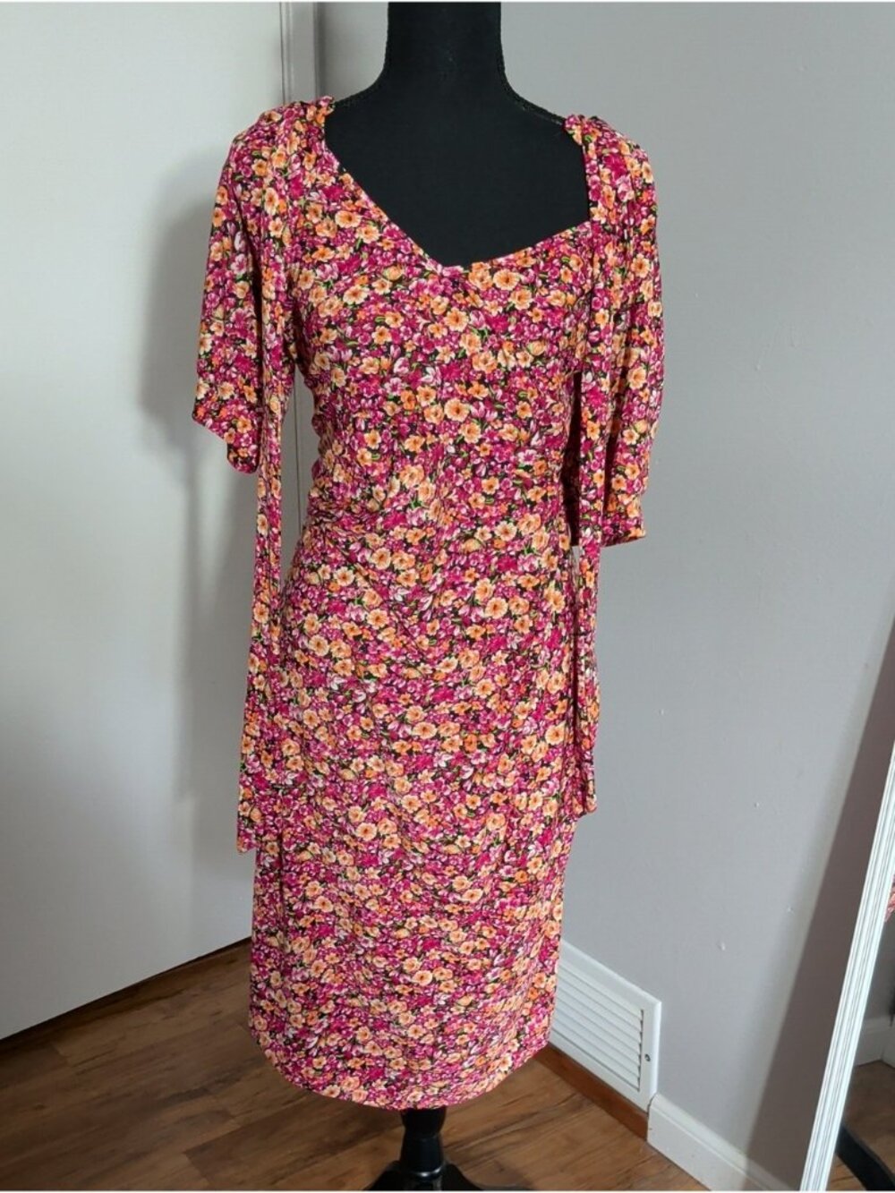 QED London Pink Floral Midi Dress with Tie Waist
